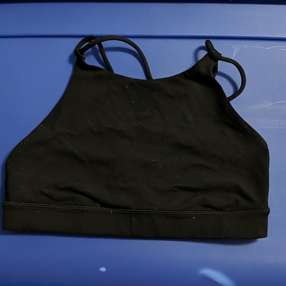 Lululemon/ Under Armour lot sports bras - Picture 3 of 10